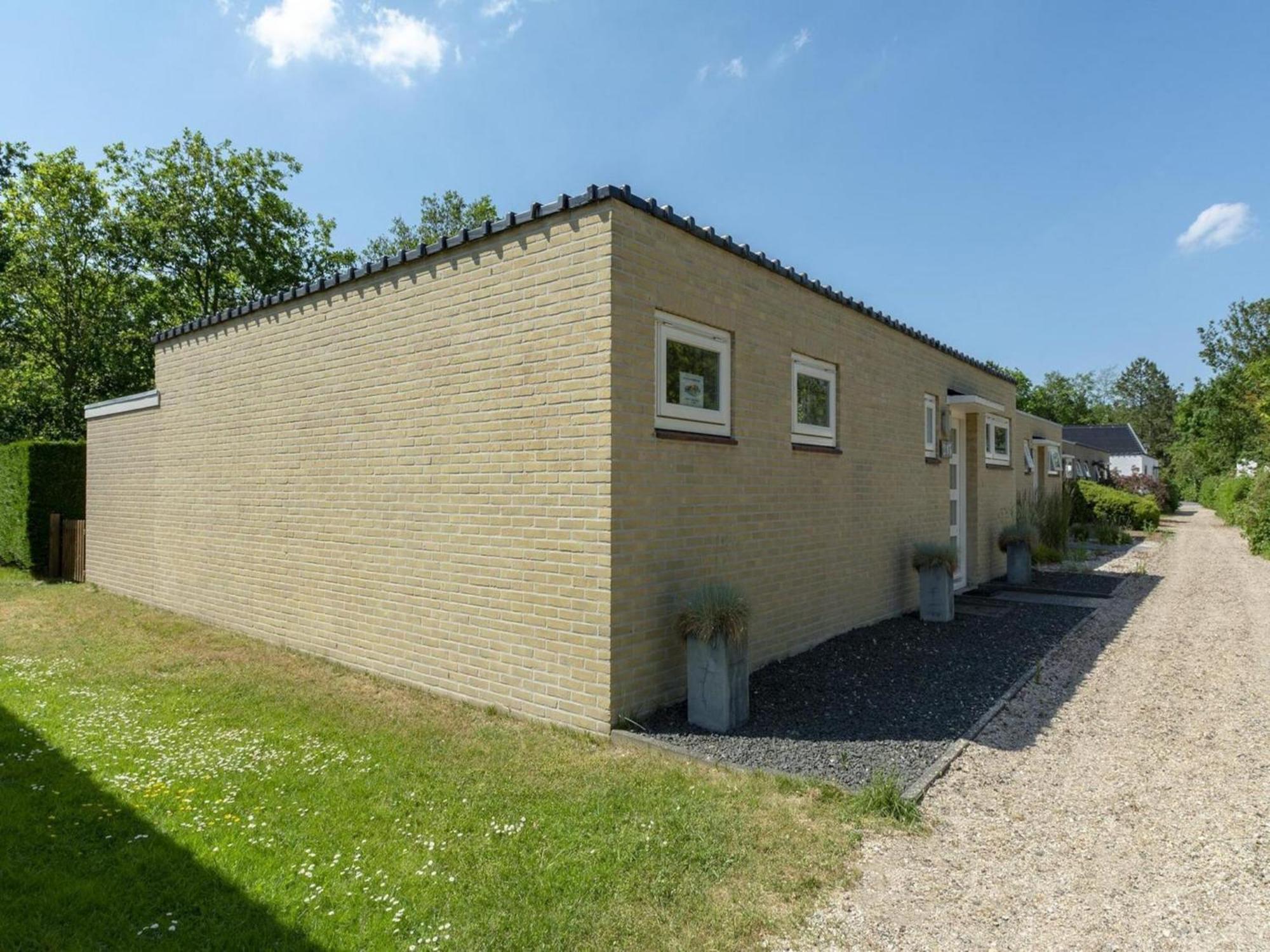 Contemporary Bungalow With Garden Sint Maartensvlotbrug Eksteriør billede